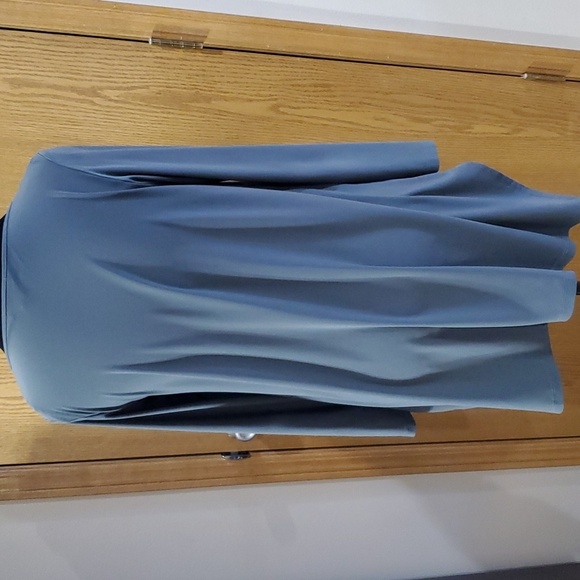 Sun Kim long sleeve grey button detail long line top - Picture 5 of 6